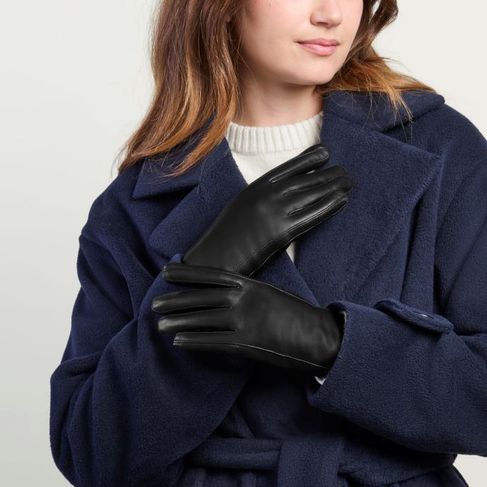 Isotoner® Ladies Leather Glove Black